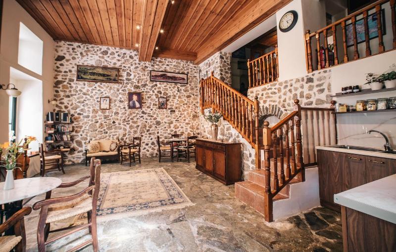 Rigas Pension นาฟปลิโอ ภายนอก รูปภาพ